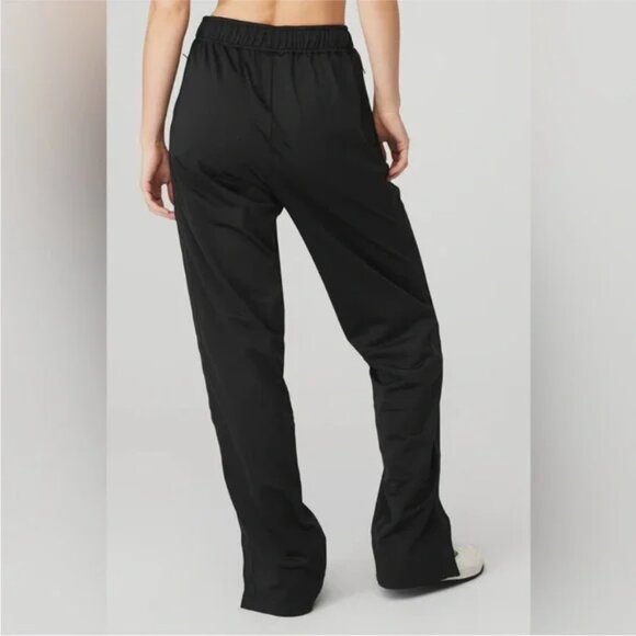 Alo Yoga Prizewinner Pant - Picture 4 of 7